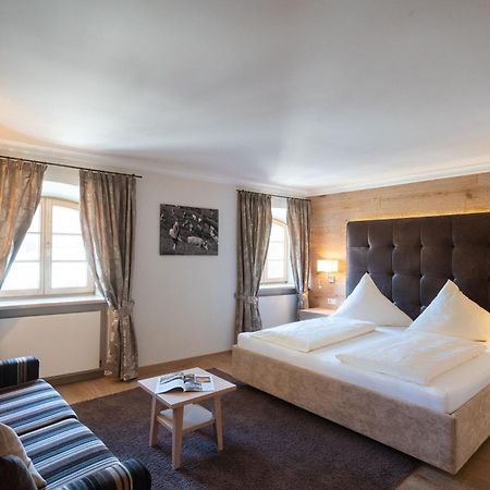Hotel Gasthof Alte Post Holzkirchen Holzkirchen  Extérieur photo
